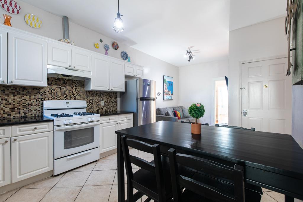 Stylish Furnished 3-Bedroom in Ridgewood
