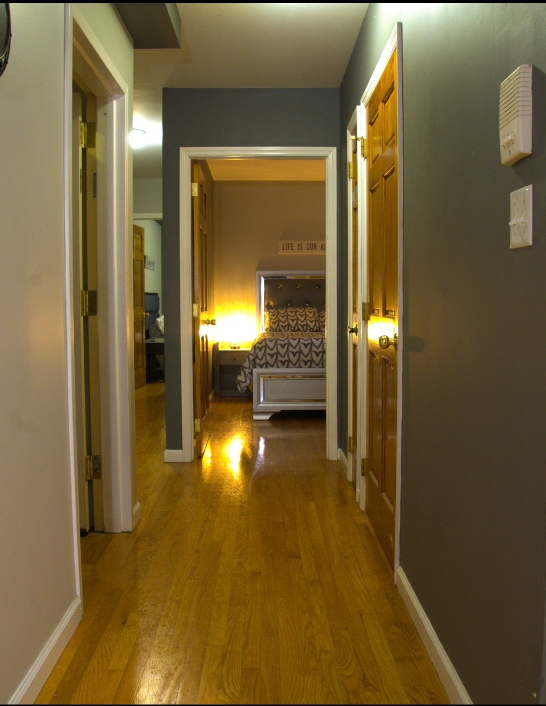 HABITACIÓN PRIVADA  CON YARDA PRIVADA Y APT REMODELADO