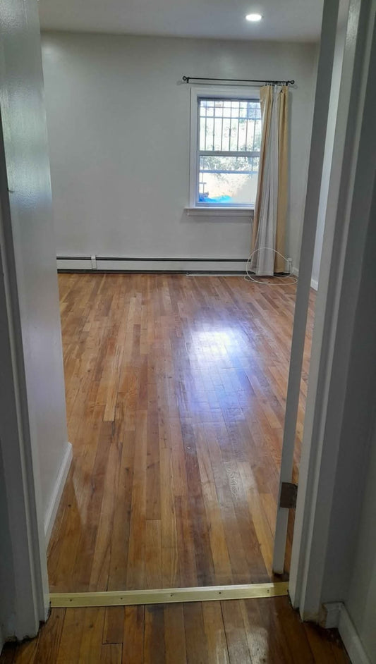 Habitación privada en briarwood, amplia y luminosa, para una persona