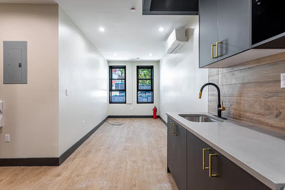 Modern Studio Apartment in Flatbush