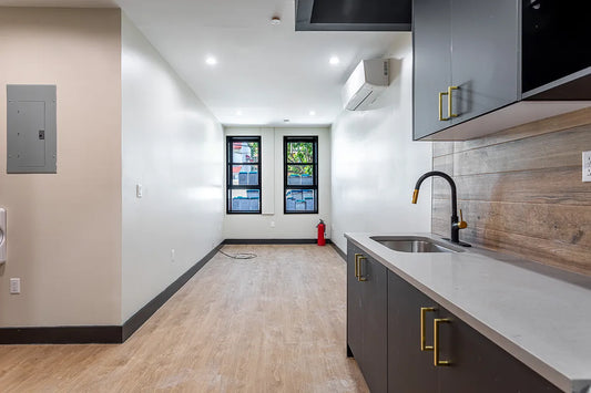 Modern Studio Apartment in Flatbush