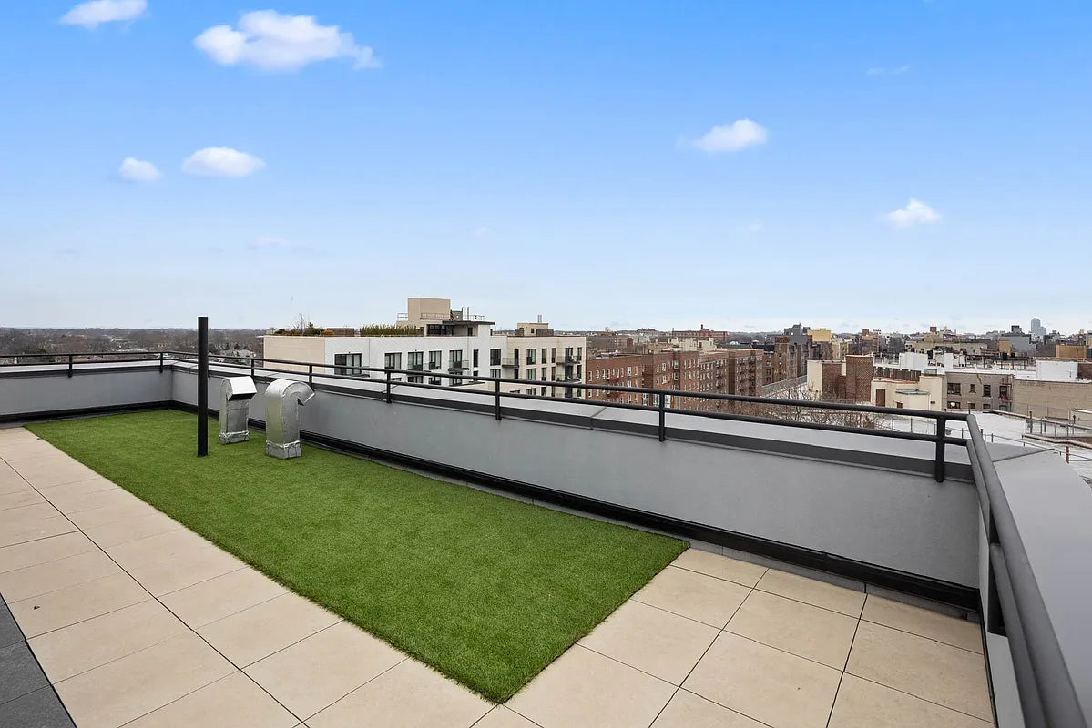 Modern 1 Bedroom / 1 Bathroom Apartment in Midwood