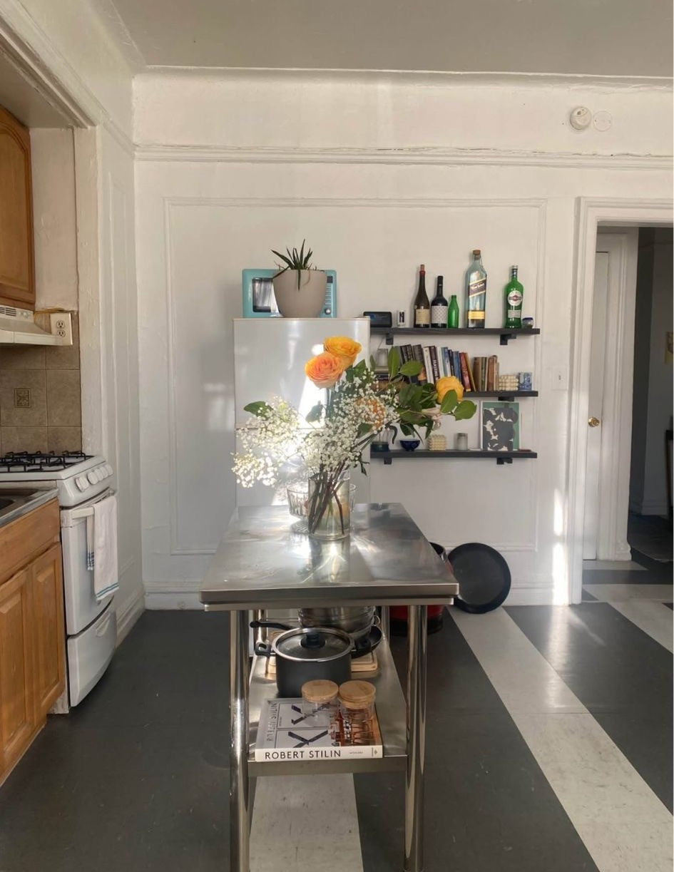 Studio for rent in Manhattan by the season