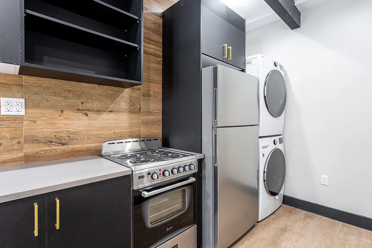Modern Studio Apartment in Flatbush