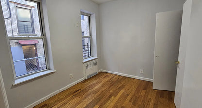 Modern 3 Bedroom / 1 Bathroom Apartment in Brownsville