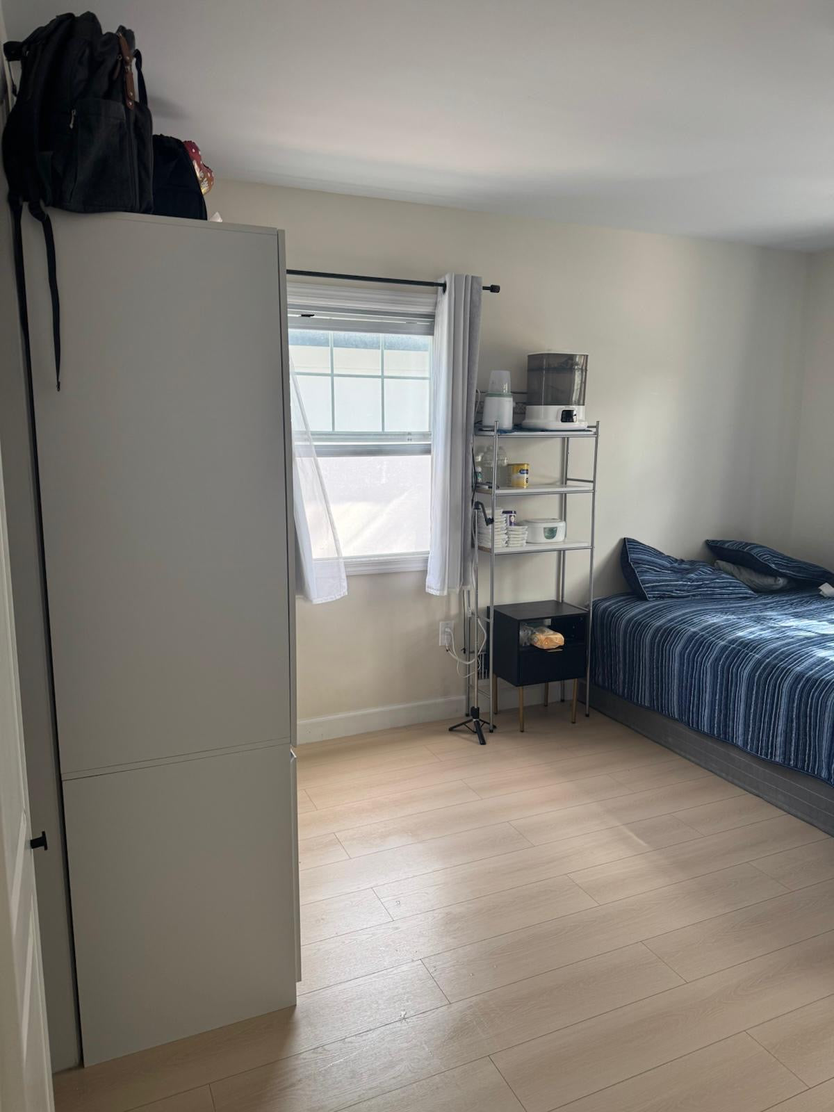 Habitación amplia luminosa excelente ubicación en Whitestone