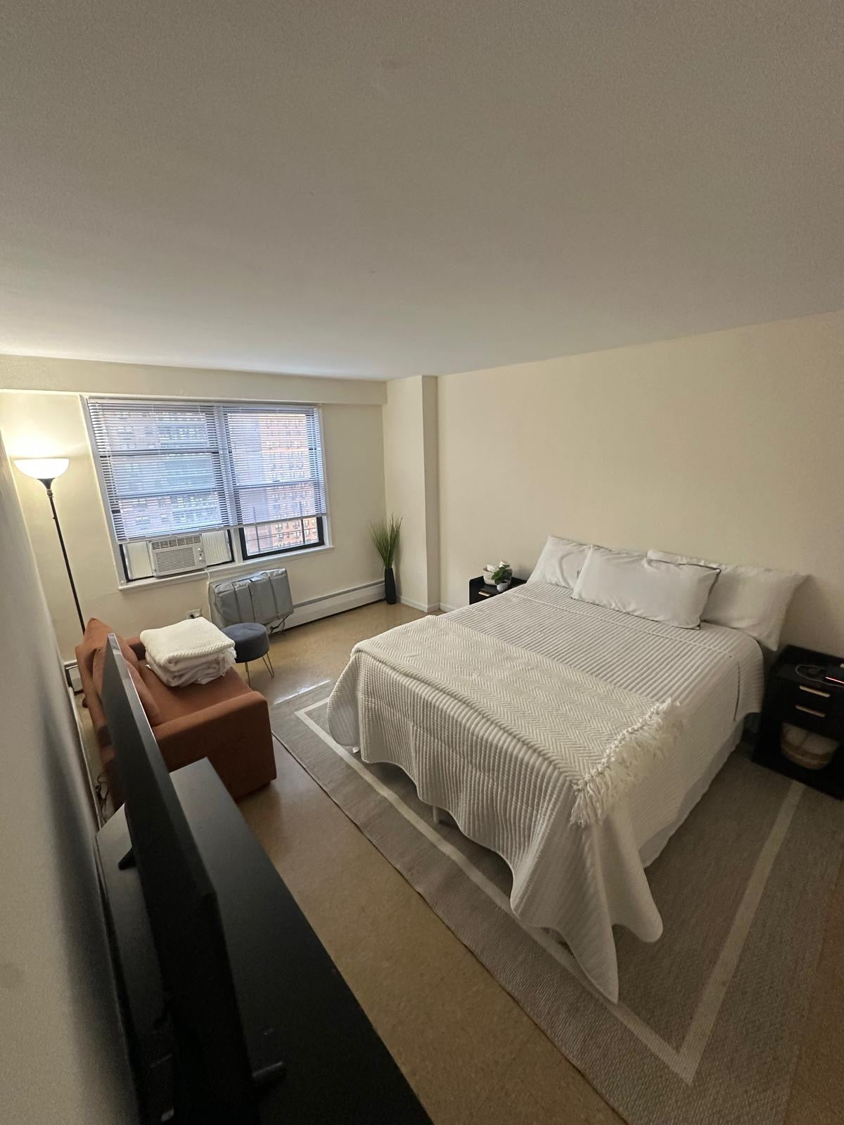 Room with half bath for couple