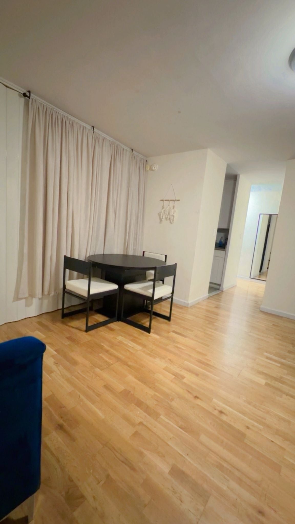 Large and bright private room in Queens.
