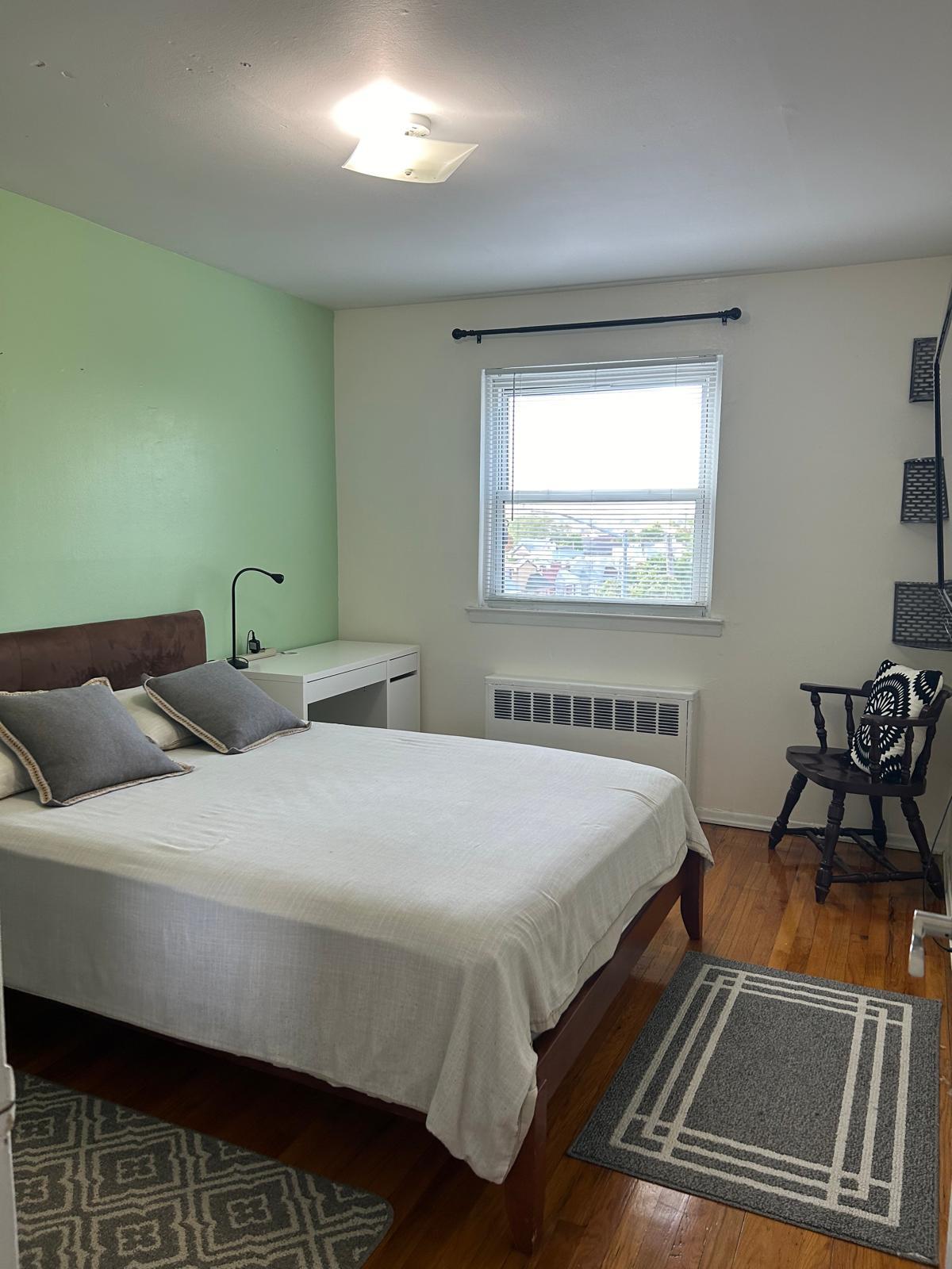 Habitación amoblada en exclusiva zona de Maspeth, disponibilidad inmediata