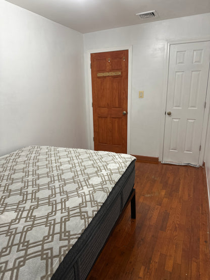 Habitación en Woodside!