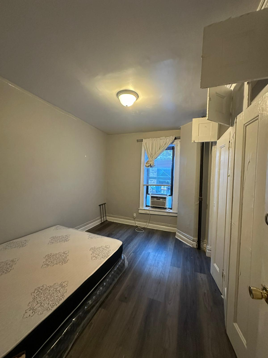 Beautiful Private Room in Manhattan – Inwood