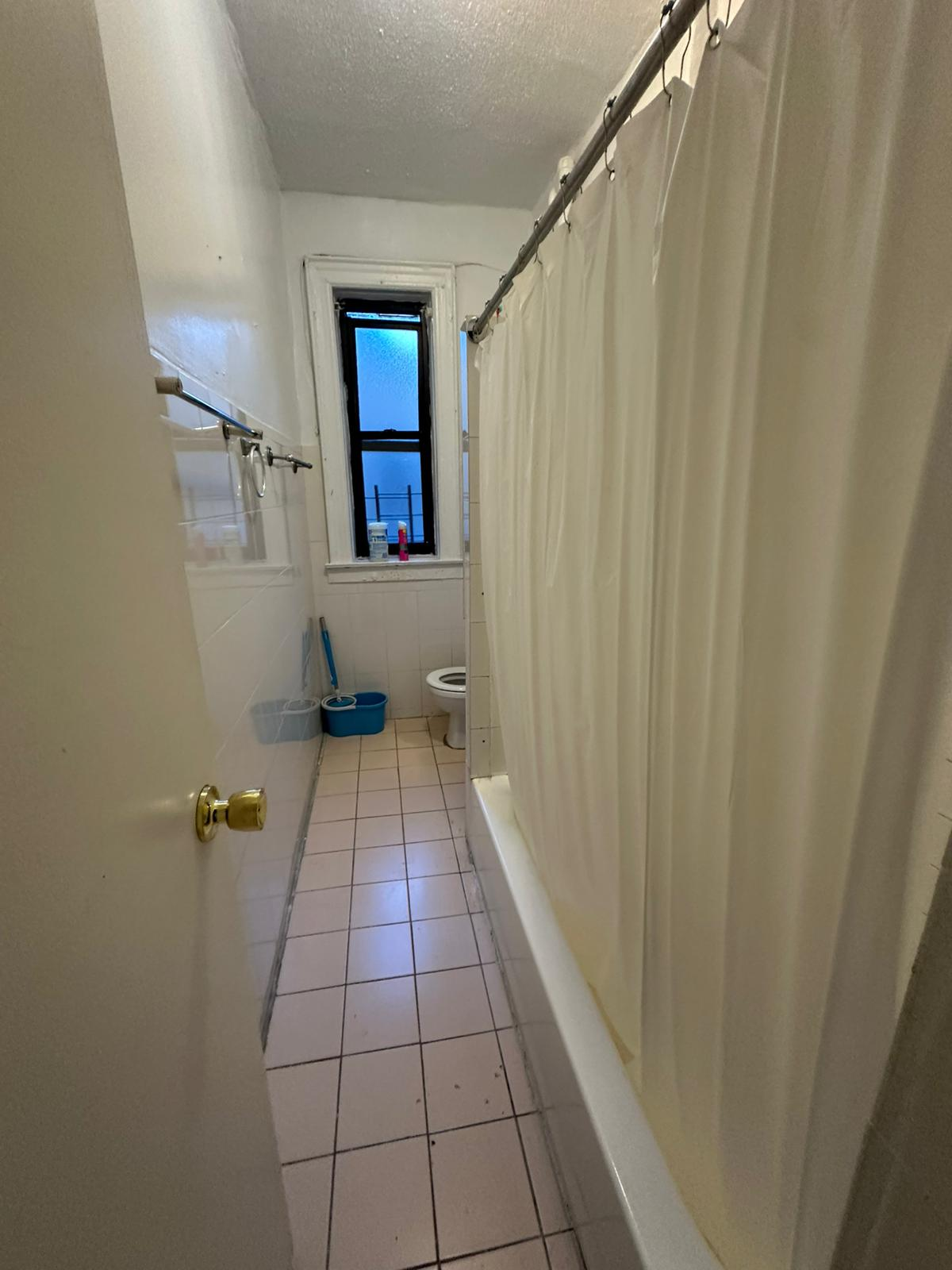 Beautiful Private Room in Manhattan – Inwood