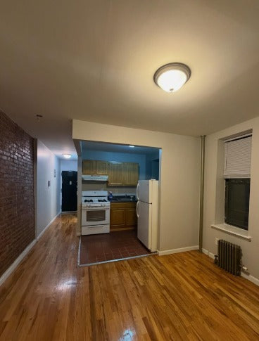 Apartment for rent in Bed-stuy!