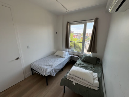 Shared Furnished Room Just 2 Min from 2 & 5 Trains