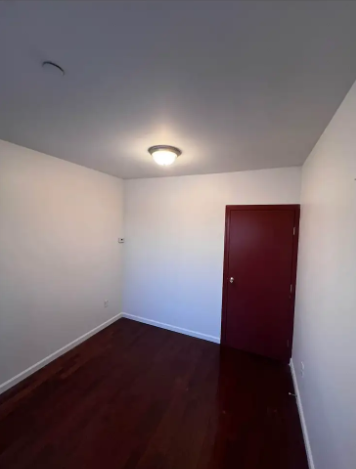 Habitacion privada a un bloque de la estación del tren 7