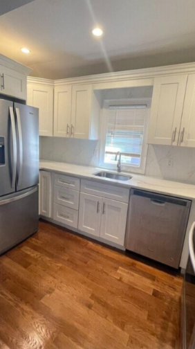 Private room for rent in Bayside!