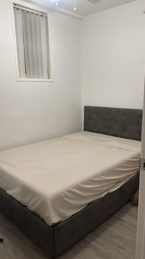 Habitación en Astoria cerca al tren M 46