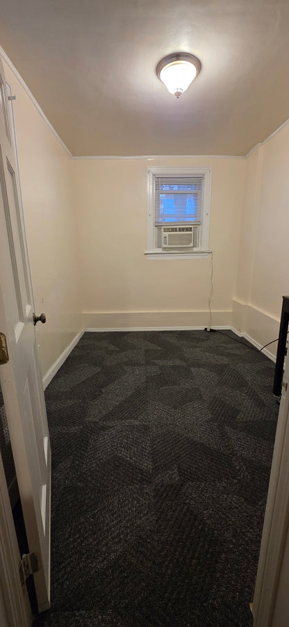 Private Room in Fort Hamilton, Brooklyn – Near R Train