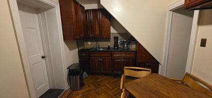Private Room in Fort Hamilton, Brooklyn – Near R Train