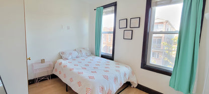 Spacious 3-Bedroom / 1-Bath Apartment in Queens – Convenient Location Near L Train