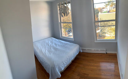 Room for rent in Maspeth!