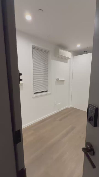 Room for rent with private bathroom and laundry — Only one woman lives in the apartment.