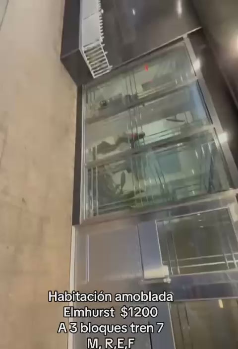 Room for rent in Elmhurst!