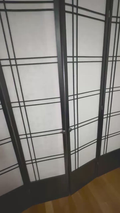 Furnished space in Kew Garden Hills, available immediately