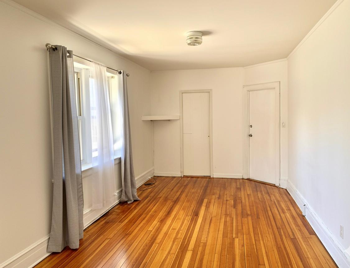 Spacious & Comfortable Private Room for Rent