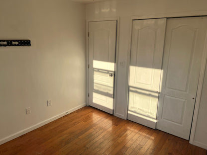 Habitación privada en East Elmhurst