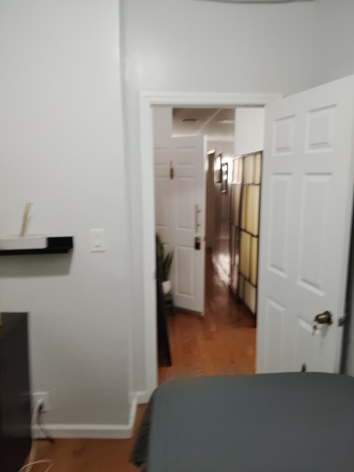 Se renta habitación privada muy linda en east elmhurst !!