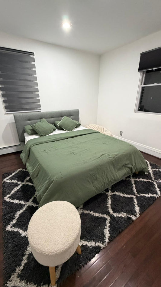 Private Room in Flushing – Near Parks with Easy Access