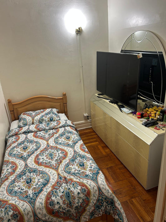 Habitación amoblado en Brooklyn - 1 minuto caminando al tren F