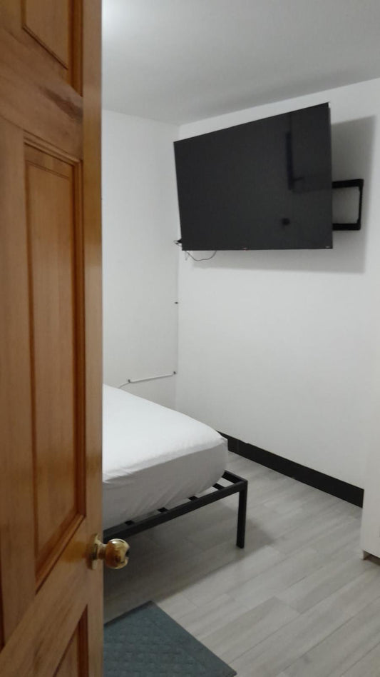 Se renta habitación privada en Maspeth!!