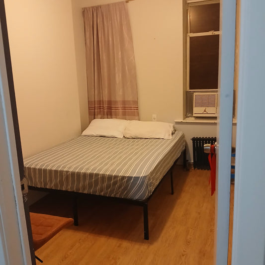 Se renta habitación privada en Bensonhurst!