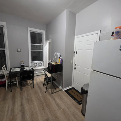 Semi-Furnished Room – 15 Min from Manhattan 42nd St