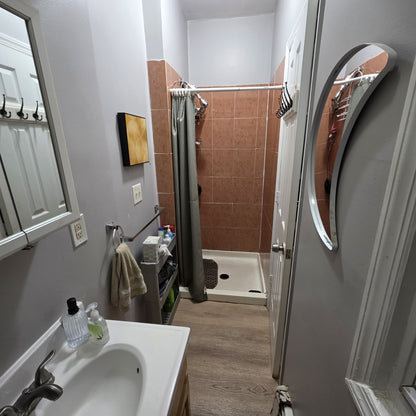 Semi-Furnished Room – 15 Min from Manhattan 42nd St