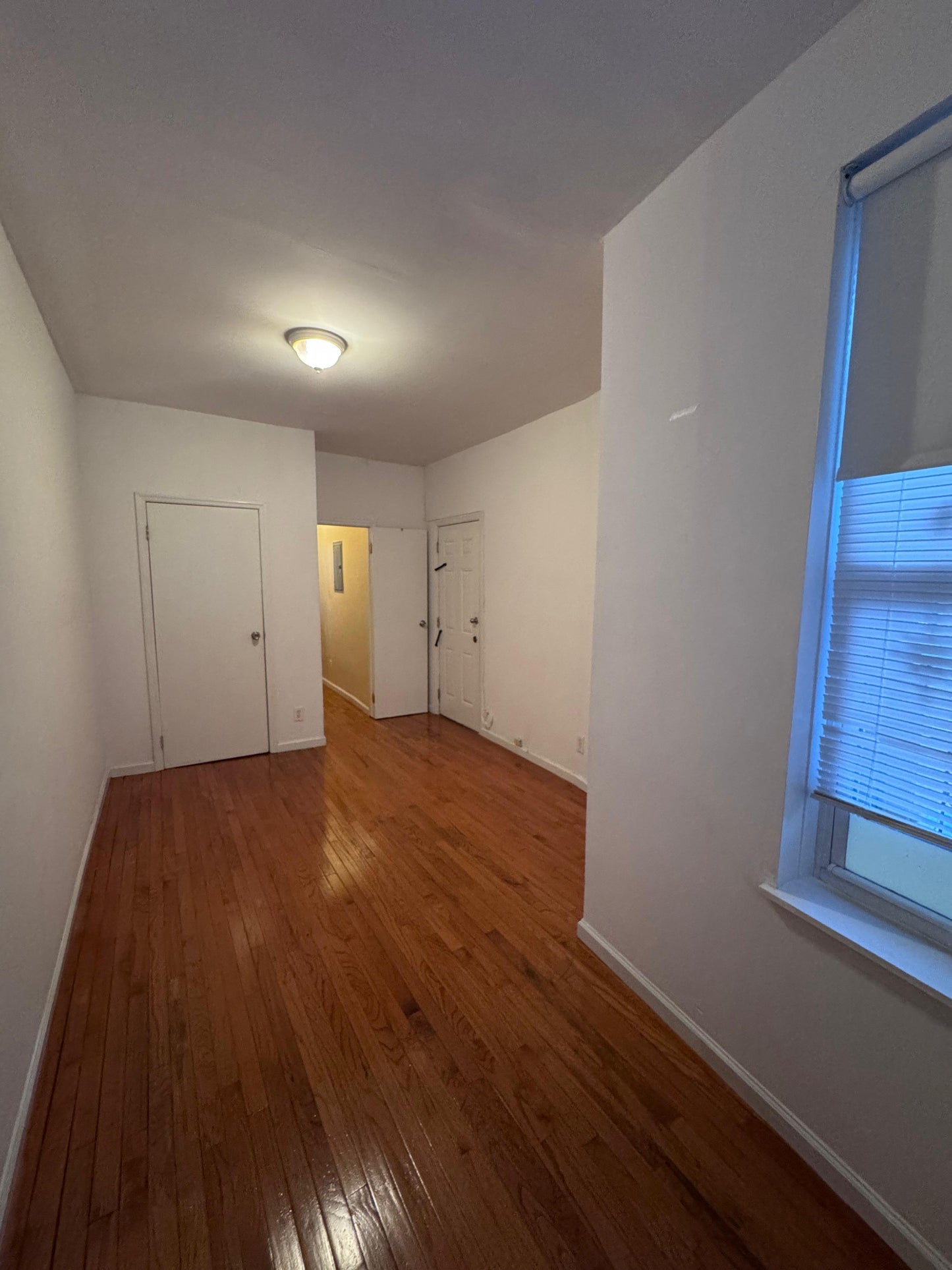 Private Room for Couples in Astoria