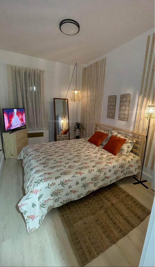 Cozy Room for rent in Astoria!