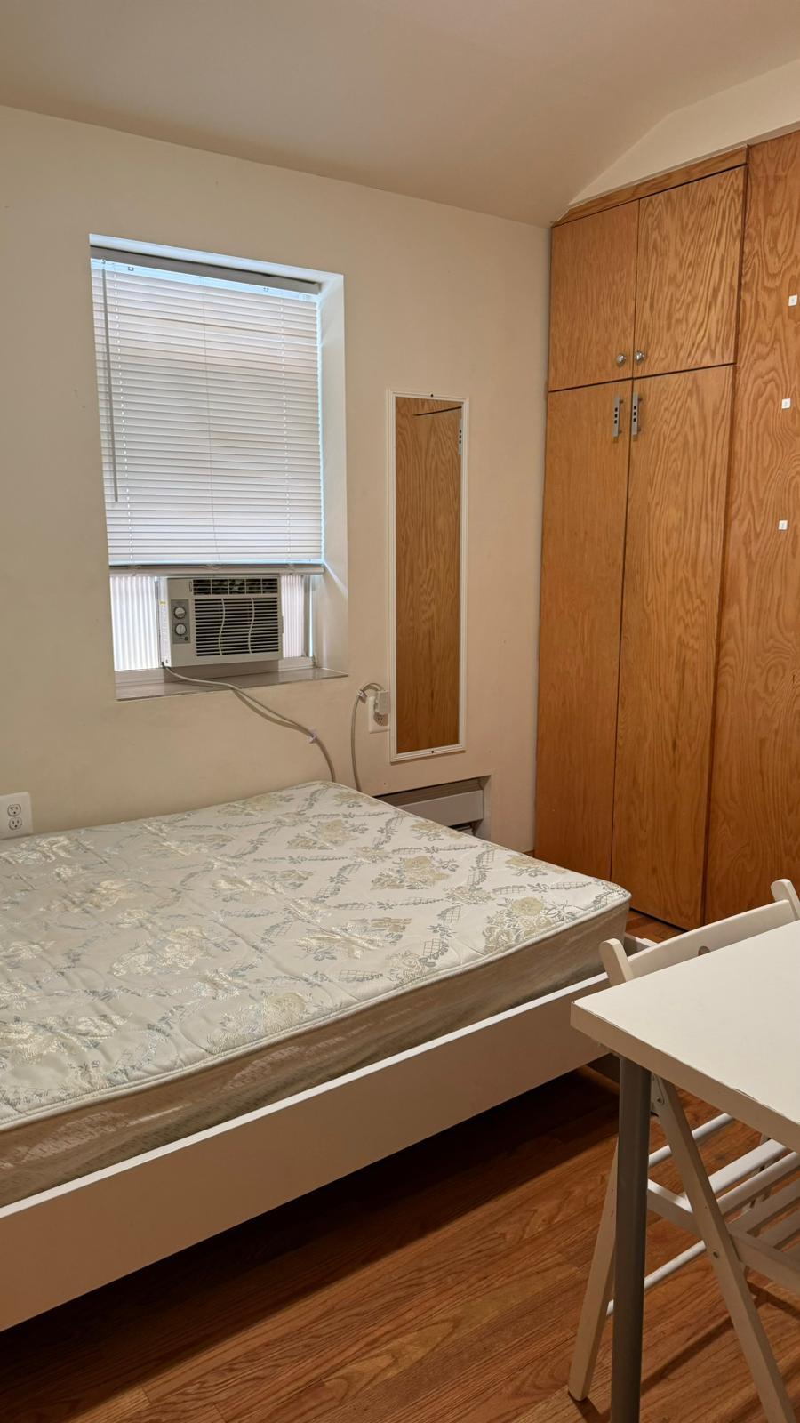 Habitación hermosa en Elmhurst!
