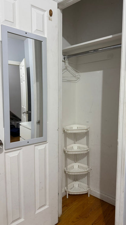 Habitación privada en renta en Woodside!