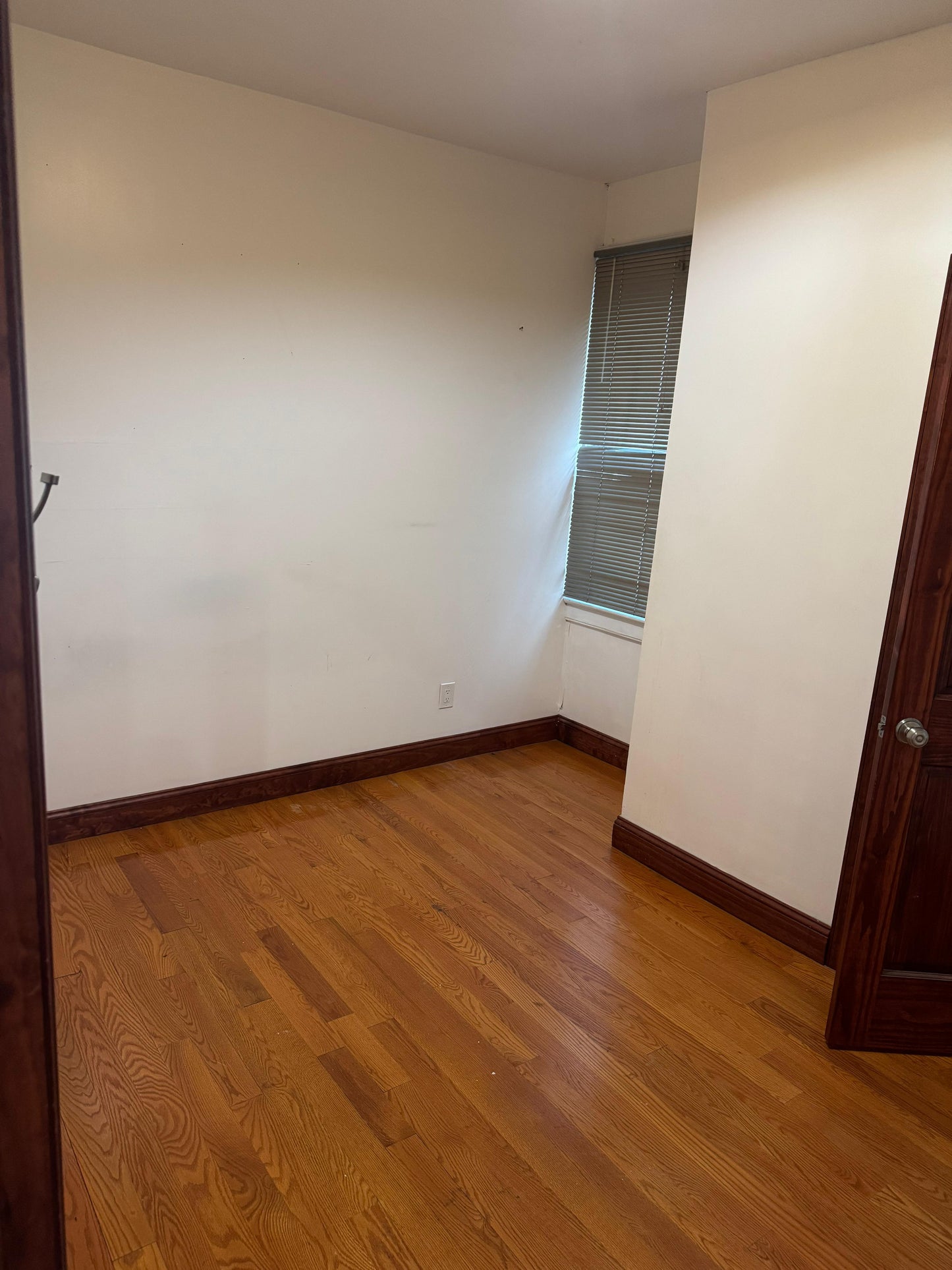 Se renta habitación privada en College Point