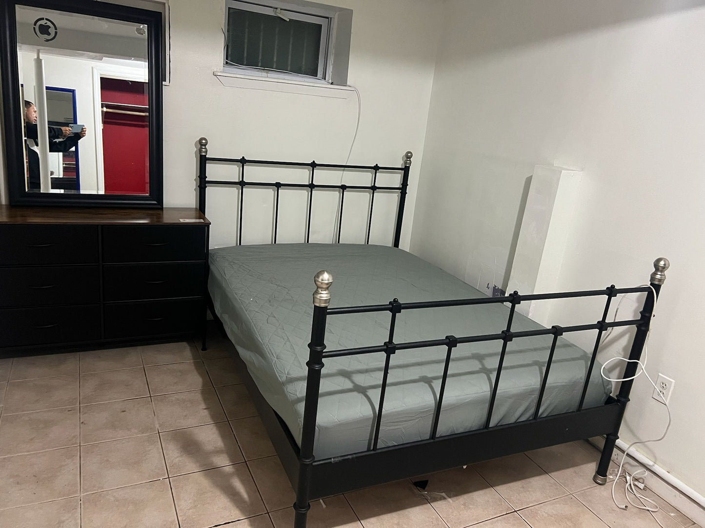 Room for rent in Brooklyn!