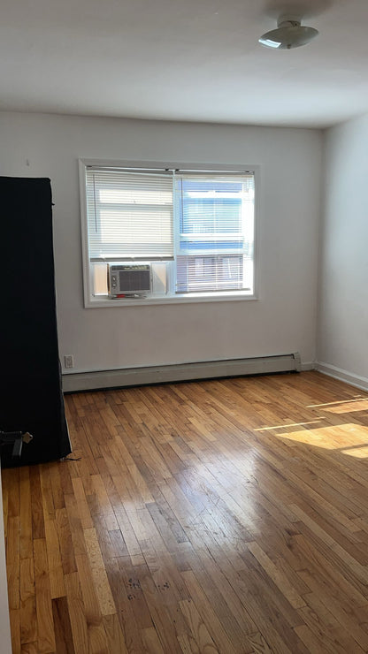 Private Room in Murray Hill!