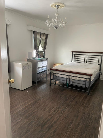 Private Room in East Flushing!