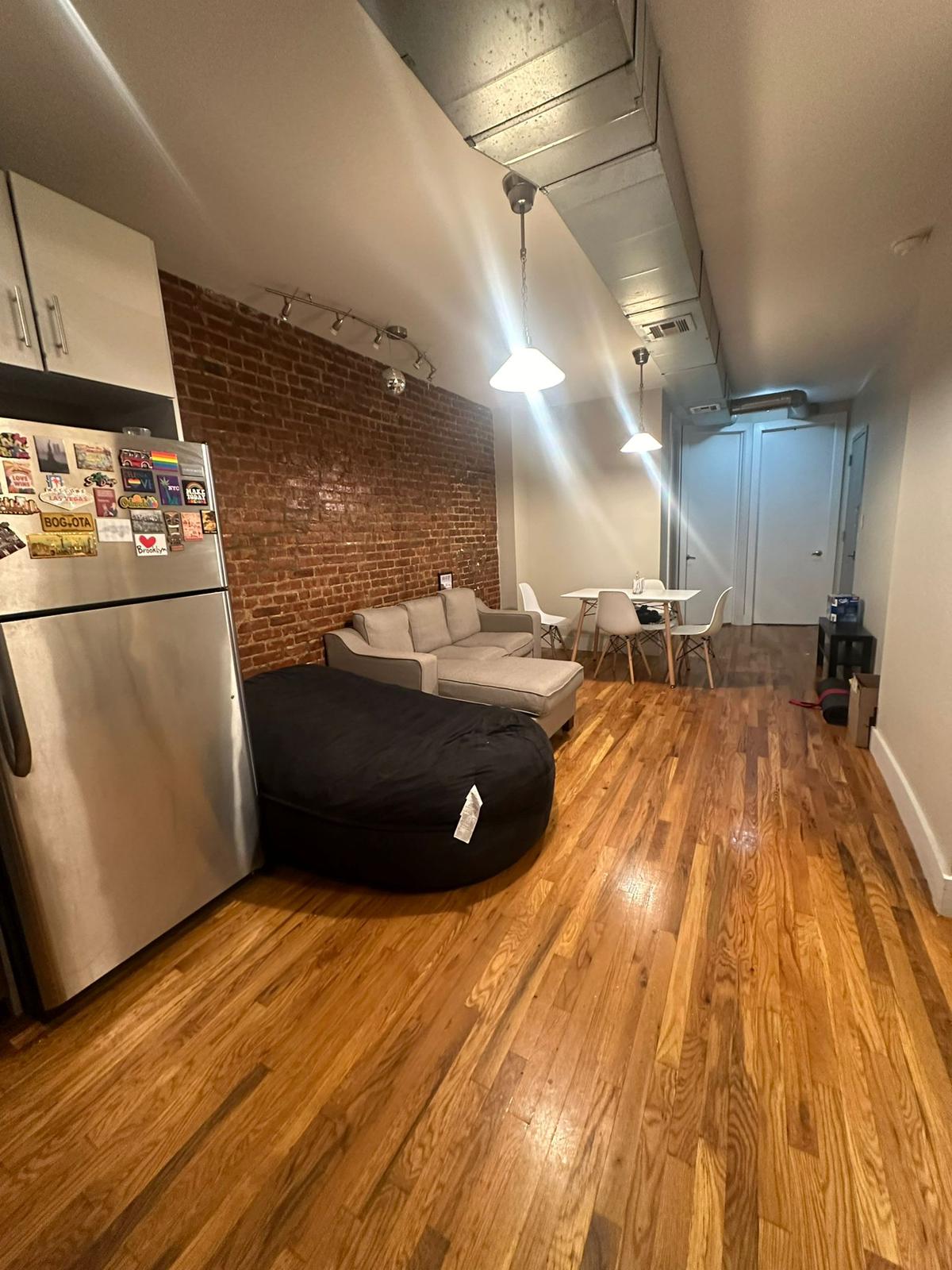 Cozy room for rent in Bed-Stuy