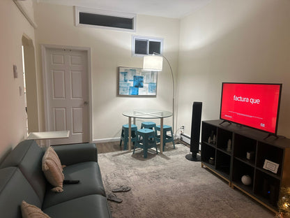 Private room in Ridgewood!