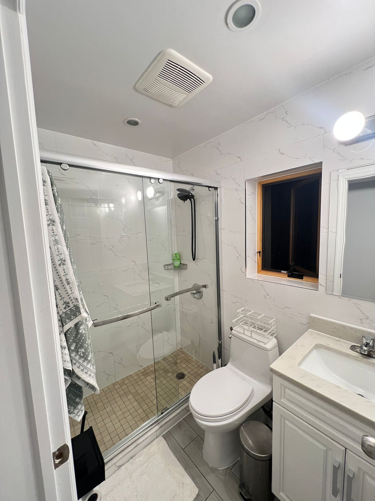 Private Room in Flushing!