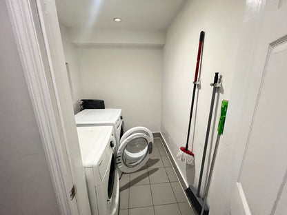Private Room in Flushing!