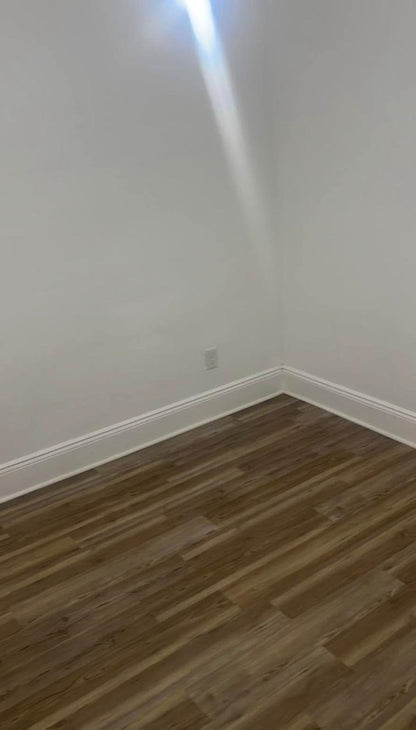 Private Room – Near Public Transport & Shops